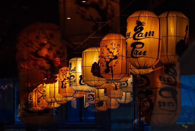 Comment Trouver un Service de Restauration 24h Fiable